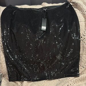 Elegant Black Sequin Mini Skirt